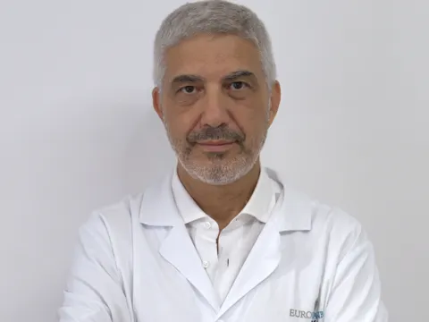 dr-maurizo https://www.euroistanbul.it/wp-content/uploads/dr-maurizo.webp